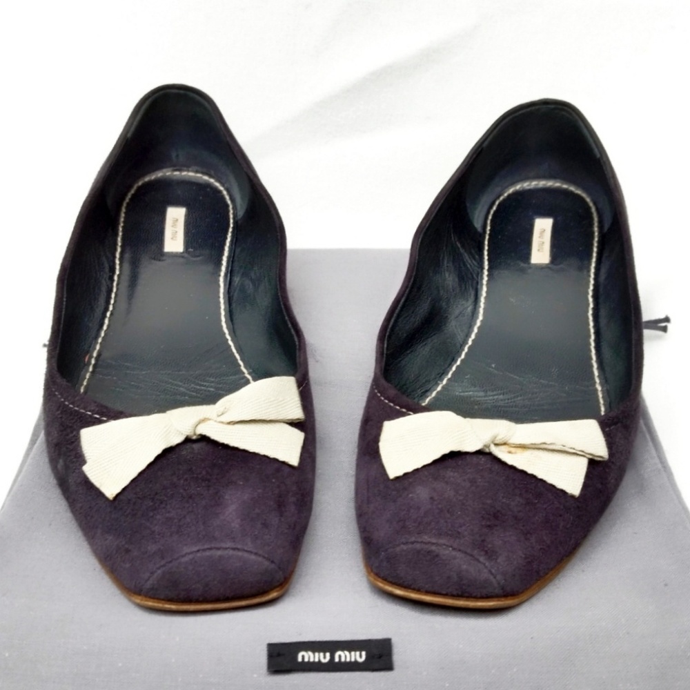 Miu Miu by Prada Navy Suede Bow Ballet Flats- 38/8